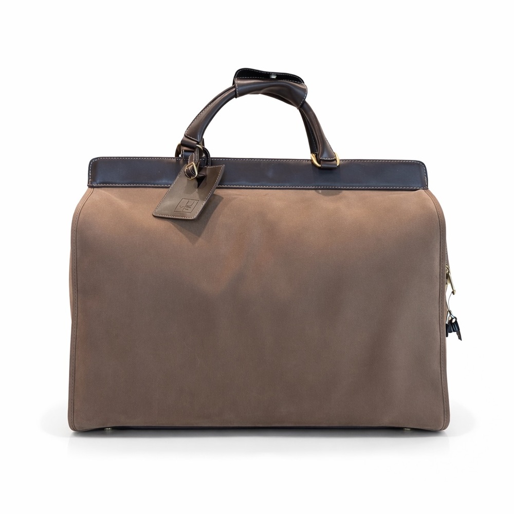 DVF Diane Von Furstenberg Garment Weekender CarryOn Leather Travel Bag w Gold HW - Picture 3 of 16